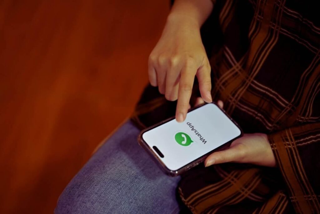 WhatsApp si evolve, funzionalità premium in arrivo