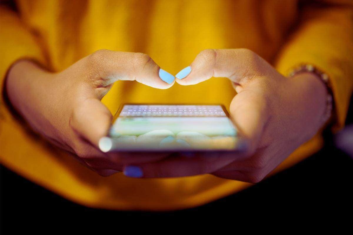 WhatsApp si evolve, funzionalità premium in arrivo